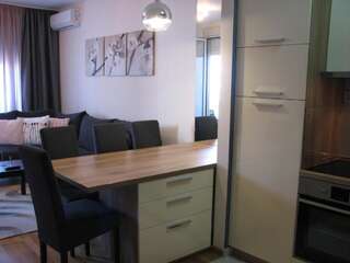 Апартаменты Apartments B&S Lux Будва Апартаменты «35» с видом на море-14